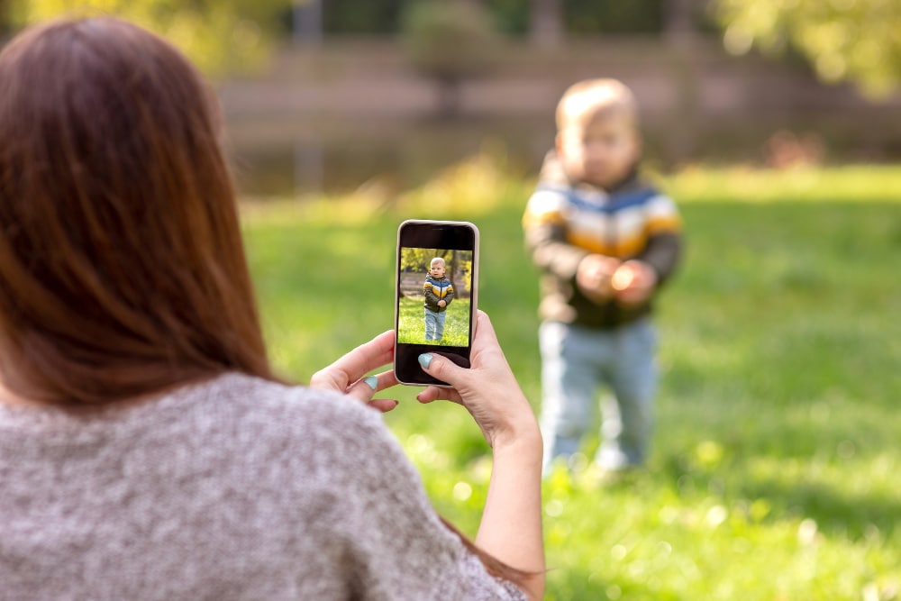 Qué es el sharenting y cómo afecta a tus hijos