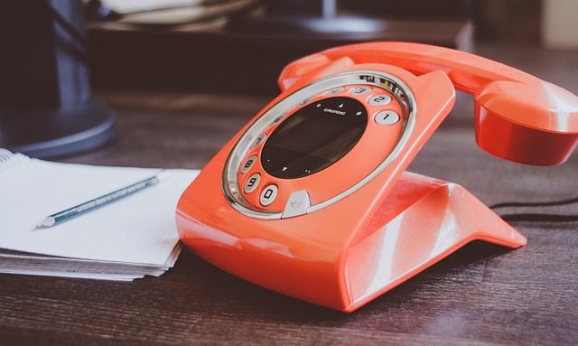 Cómo bloquear el teléfono de casa para que la gente no te llame