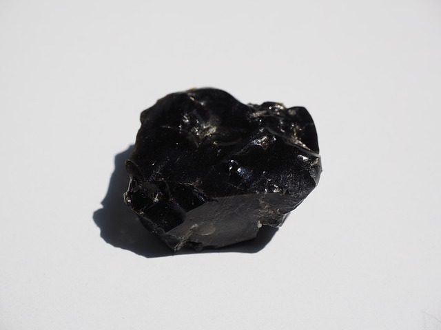 Obsidiana negra: significado y propiedades