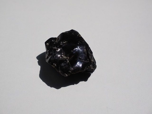 Obsidiana negra: significado y propiedades